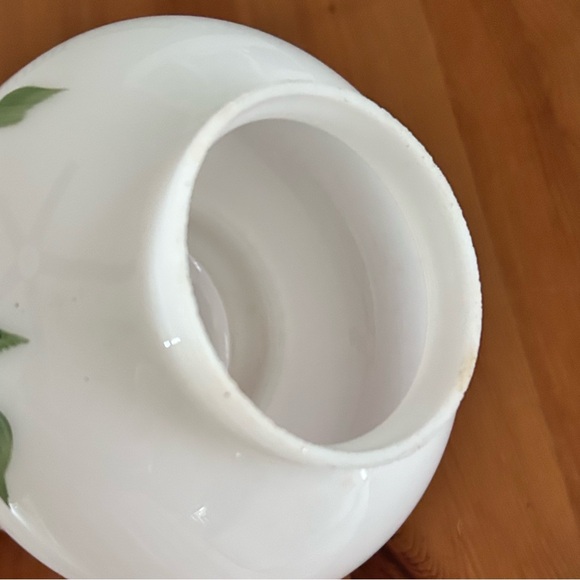 Vintage Hurricane Lamp Shade - Picture 5 of 6